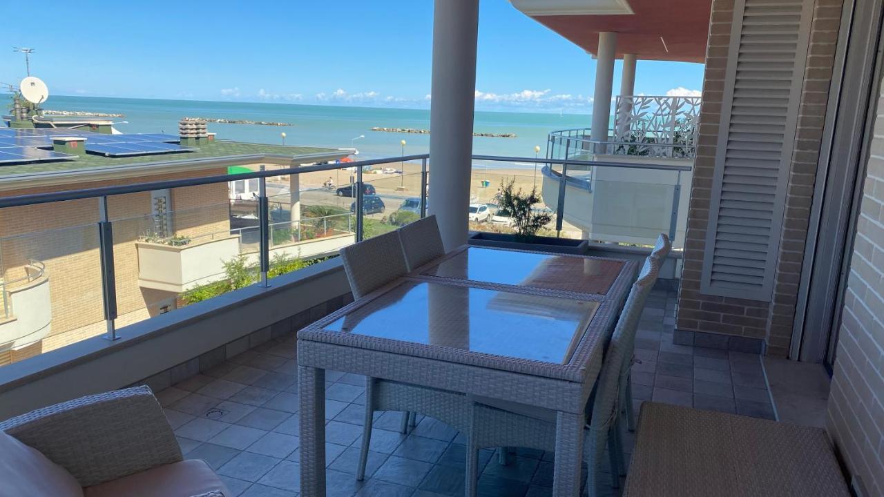 Appartamento “Le Vele” Porto San Giorgio Kültér fotó